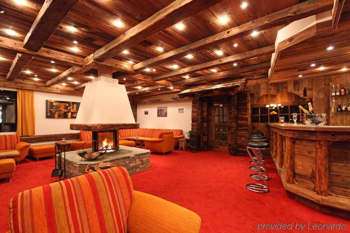 Lifestyle & Spa Hotel Graecherhof Grächen Ресторант снимка